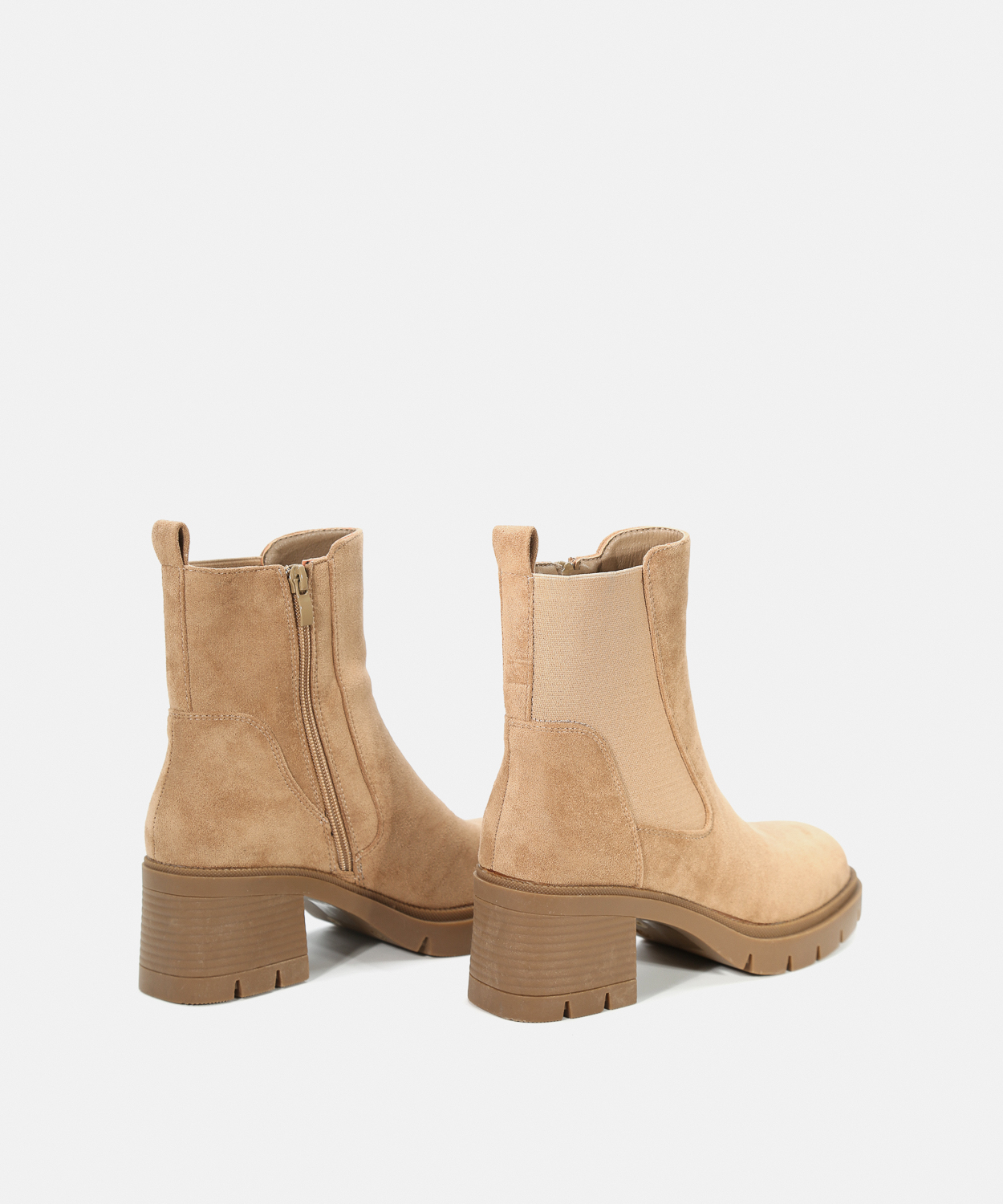 Botines chelsea plataforma image number null